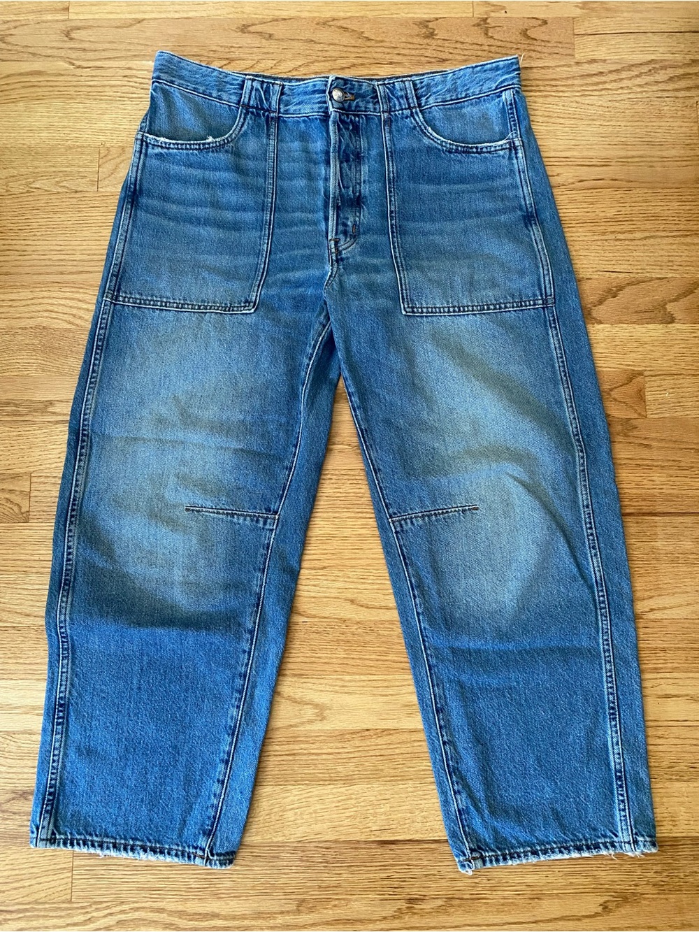 Madewell: The Darted Barrel-Leg Jean